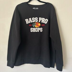 NWOT BASS PRO CREWNECK